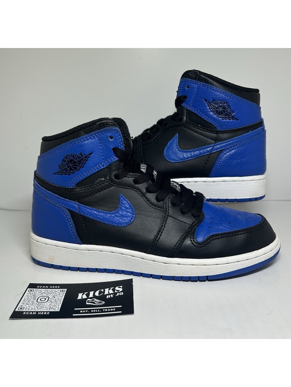Air Jordan 1 Retro Royal 2017 GS - Size 4Y - (575441-007)